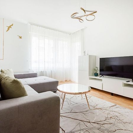 Modern Two-Bedroom Apartment With Free Parking Budapest Exterior photo