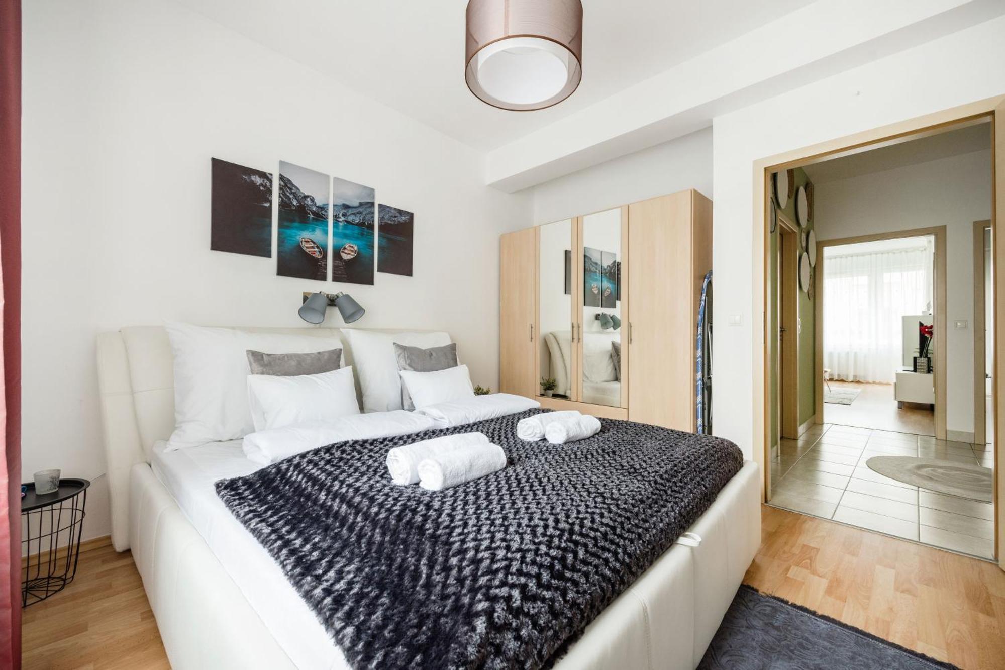 Modern Two-Bedroom Apartment With Free Parking Budapest Exterior photo
